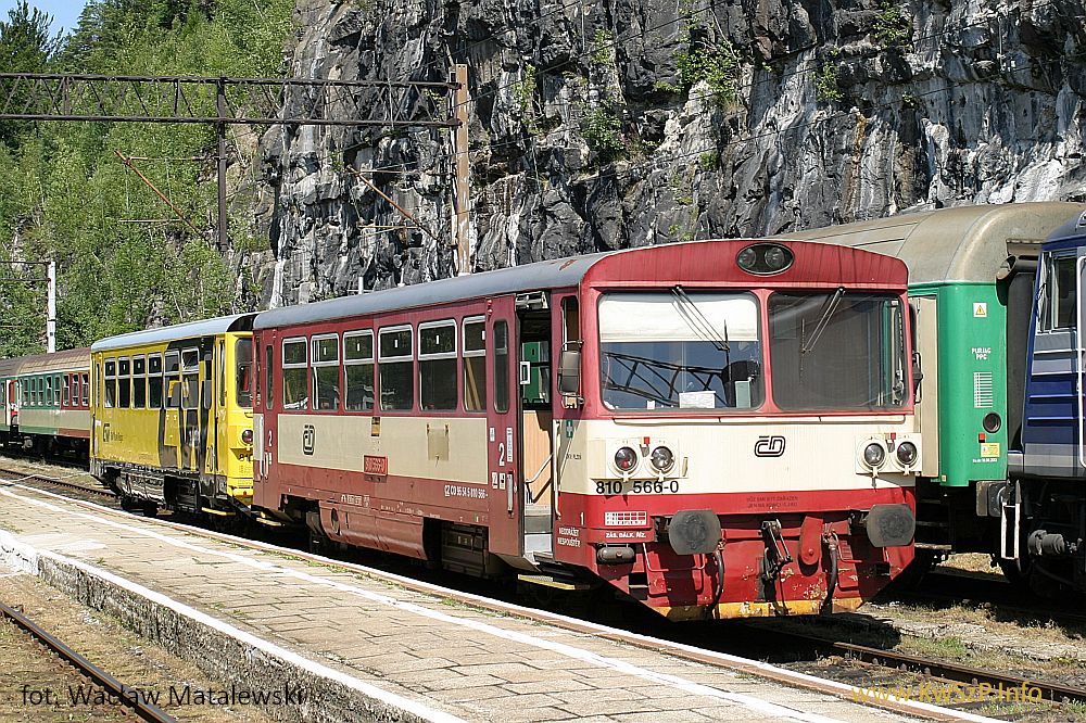 810-566 CD GW Train Szklarska Porba
